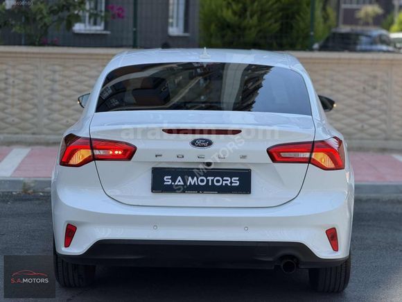 2024-25 ÇIKIŞLI FOCUS 1.5 EcoBlue TİTANİUM STİL BOYASIZ S.BAKIM