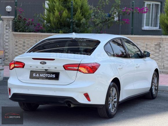 2024-25 ÇIKIŞLI FOCUS 1.5 EcoBlue TİTANİUM STİL BOYASIZ S.BAKIM