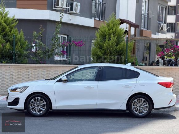 2024-25 ÇIKIŞLI FOCUS 1.5 EcoBlue TİTANİUM STİL BOYASIZ S.BAKIM