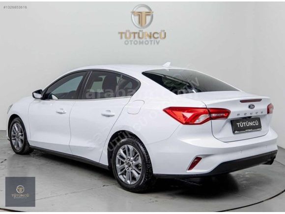 2025 FORD FOCUS 1.5 DİZEL 115HP TİTANİUM STİL HATASIZ BOYASIZ%20