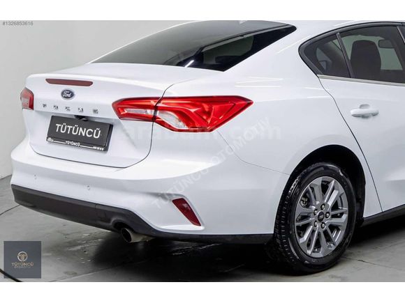 2025 FORD FOCUS 1.5 DİZEL 115HP TİTANİUM STİL HATASIZ BOYASIZ%20