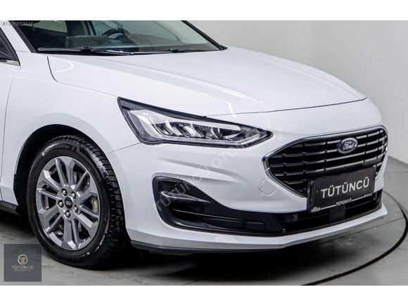 2025 FORD FOCUS 1.5 DİZEL 115HP TİTANİUM STİL HATASIZ BOYASIZ%20