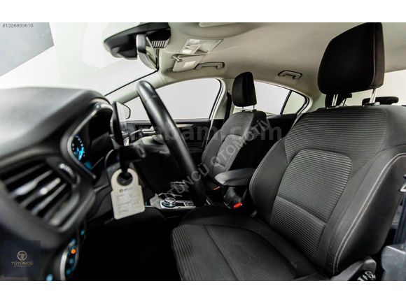 2025 FORD FOCUS 1.5 DİZEL 115HP TİTANİUM STİL HATASIZ BOYASIZ%20