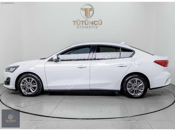 2025 FORD FOCUS 1.5 DİZEL 115HP TİTANİUM STİL HATASIZ BOYASIZ%20