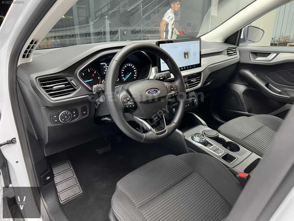 -VALERY- Boyasız 2025 1.5 EcoBlue 11.000Km Titanium Stil Focus