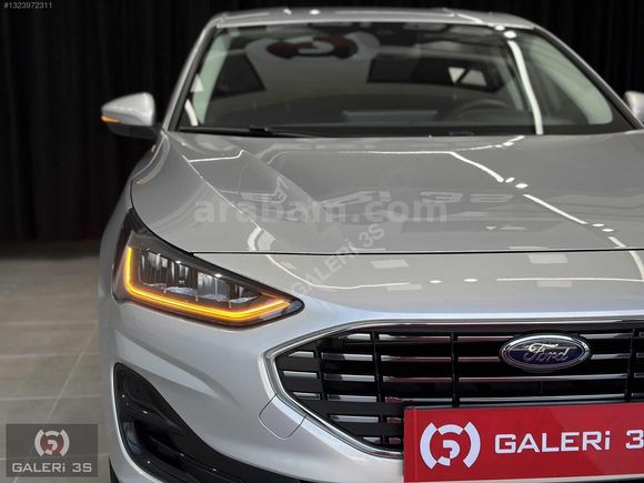 GALERİ 3S'DEN 2025 FORD FOCUS 1.5 ECOBLUE TİTANYUM STİL 6.800KM