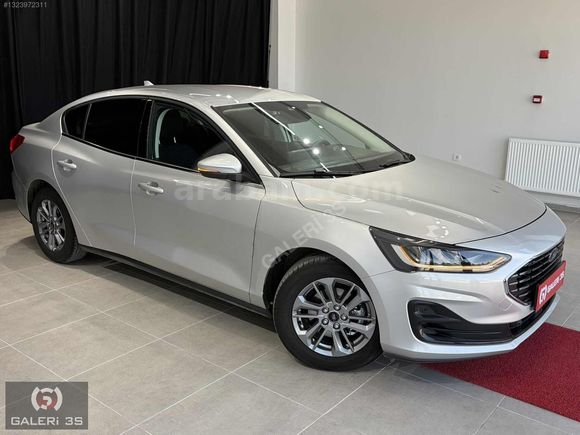 GALERİ 3S'DEN 2025 FORD FOCUS 1.5 ECOBLUE TİTANYUM STİL 6.800KM