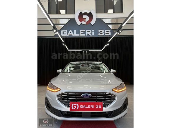GALERİ 3S'DEN 2025 FORD FOCUS 1.5 ECOBLUE TİTANYUM STİL 6.800KM