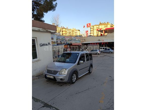 araç ağır hasarlı 152.000 km Gri