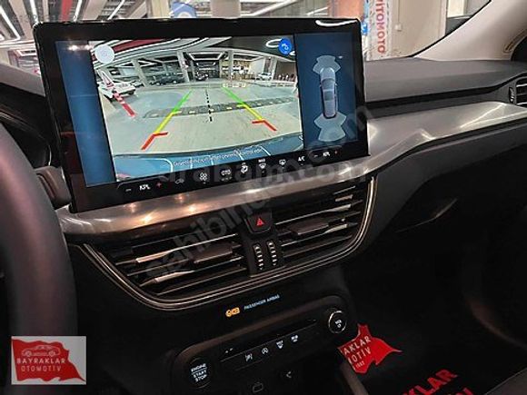 BAYRAKLAR'DAN 2025 FORD FOCUS 1.5 ECOBLUE TİTANİUM STİL