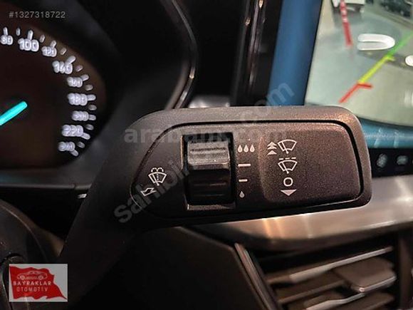 BAYRAKLAR'DAN 2025 FORD FOCUS 1.5 ECOBLUE TİTANİUM STİL