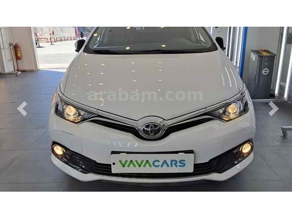 Boyasız Toyota Auris 1.6 Advance Skypack 2015 Model Ankara