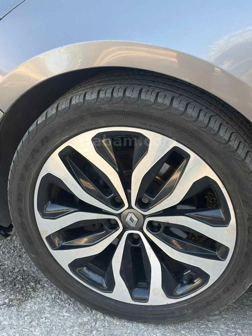 Sahibinden Renault Talisman 1.6 dCi Touch 2016 Model Denizli 230.000 km Gri (Gümüş) 4
