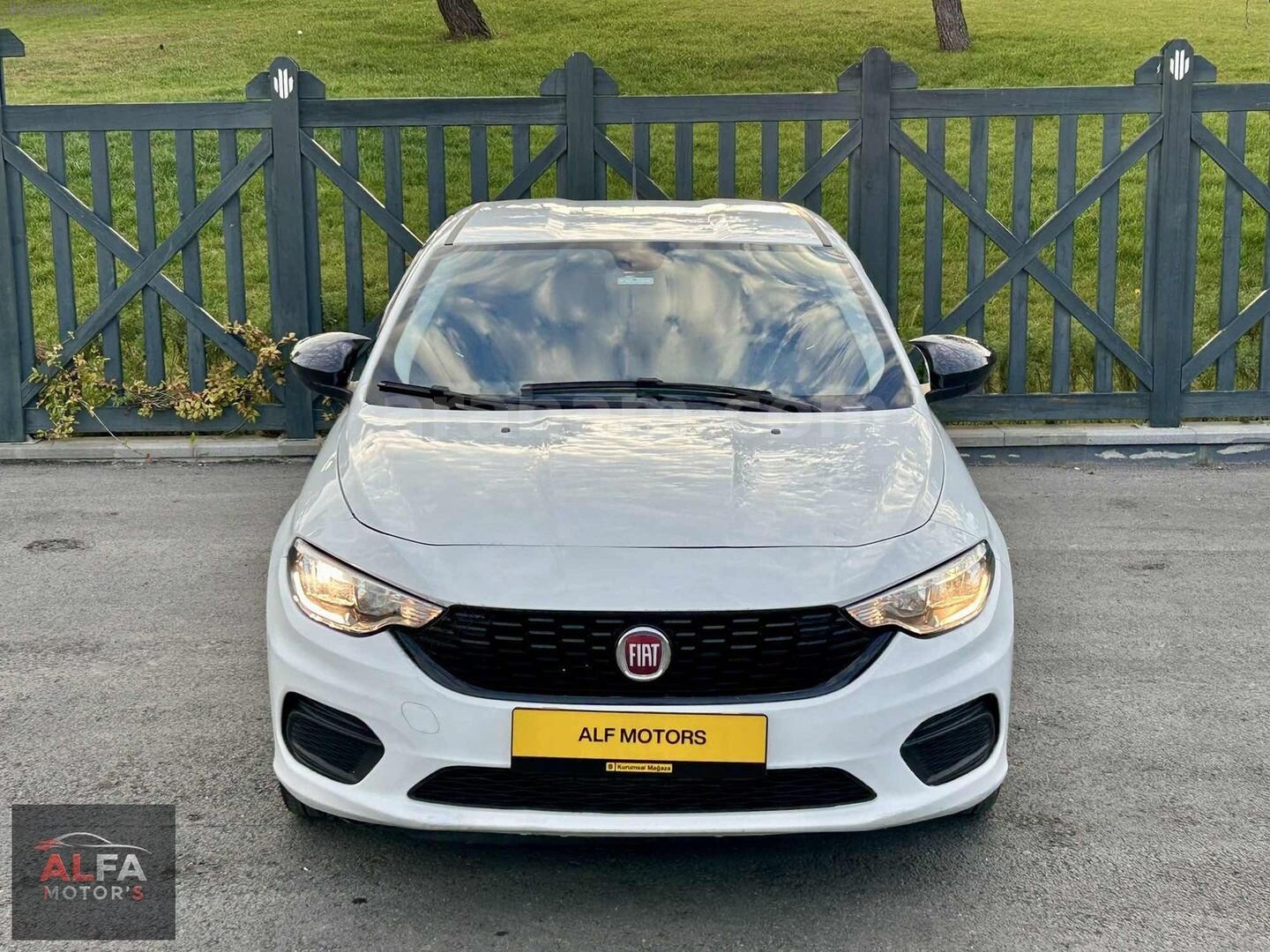 Galeriden Fiat Egea 1.3 Multijet Easy 2017 Model İstanbul 200.000 km Beyaz 3