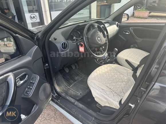 2015 MODEL HATASIZ DACIA DUSTER 4*4 160.000KM LAUREATE LOOK