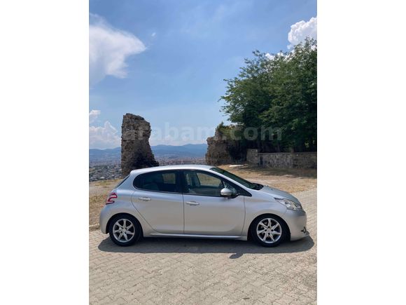 Sahibinden Peugeot 208 1.4 HDi Active 2012 Model 
