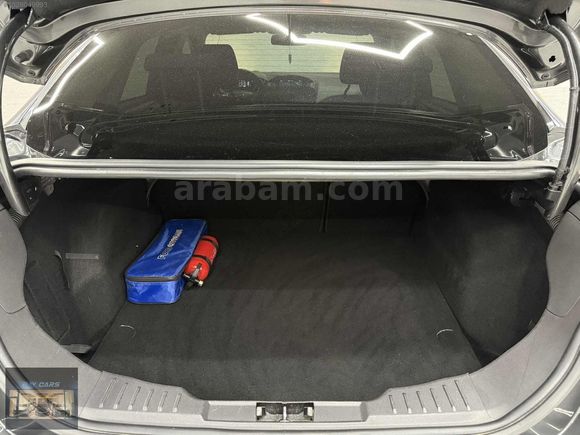 */ 2016 FORD FOCUS 1.5 TDCİ TİTANİUM 143.780 KM OTOMATİK VTS*/
