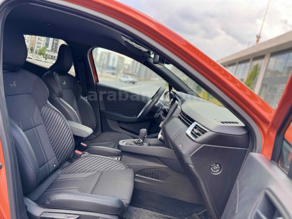 Sahibinden Renault Clio 1.0 TCe Techno Esprit Alpine 2023 Model 
