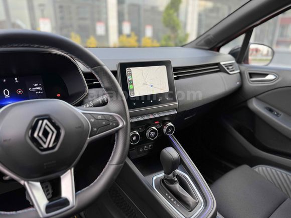 Sahibinden Renault Clio 1.0 TCe Techno Esprit Alpine 2023 Model 
