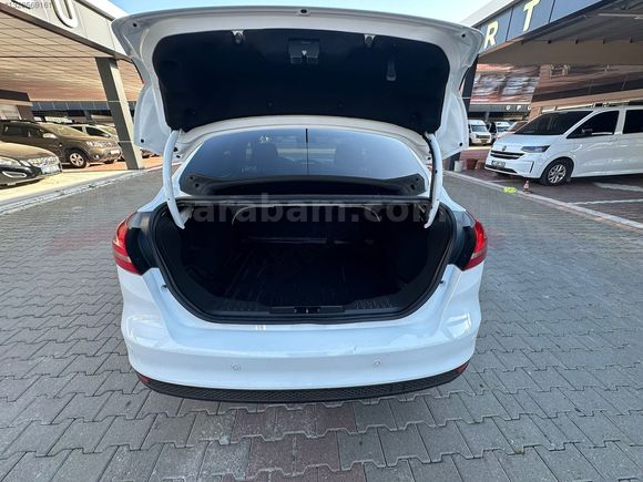 2018 MODEL FORD FOCUS TITANIUM PAKET DÜŞÜK KM 226.000