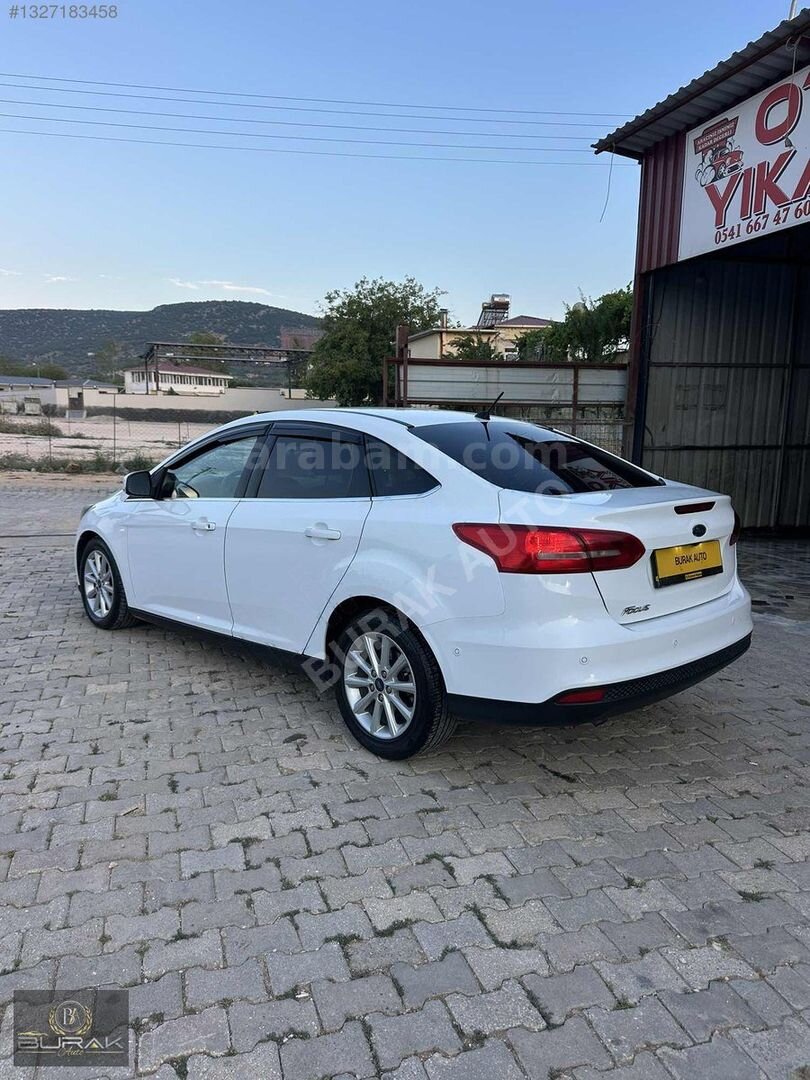 Galeriden Ford Focus 1.5 TDCi Titanium 2017 Model Kahramanmaraş 207.000 km Beyaz 4