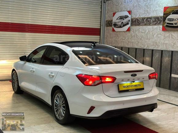 NECATİ'DEN/2020/FORD/FOCUS/TİTANIUM CAM/TAVANLI/KIŞ/PAKET/