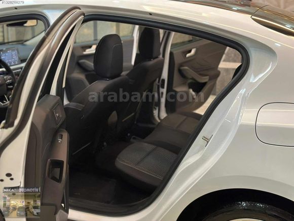 NECATİ'DEN/2020/FORD/FOCUS/TİTANIUM CAM/TAVANLI/KIŞ/PAKET/