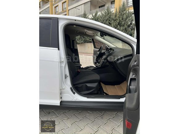 KOÇYİĞİT&MOTORS'DAN FORD-FOCUS-TİTANİUM-MANUEL-1.5TDCİ-124HP