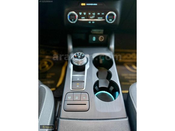 /BEGOĞLU OTOMOTİV/2019 FORD FOCUS 1.5 ECOBLUE TİTANIUM EMSALSİZ