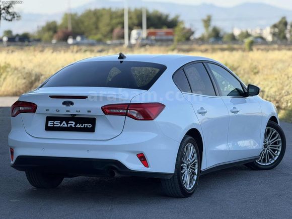 ESAR DAN HATASIZ BOYASIZ KAYITSIZ TİTANİUM FOCUS/70BİN PEŞİNATLA