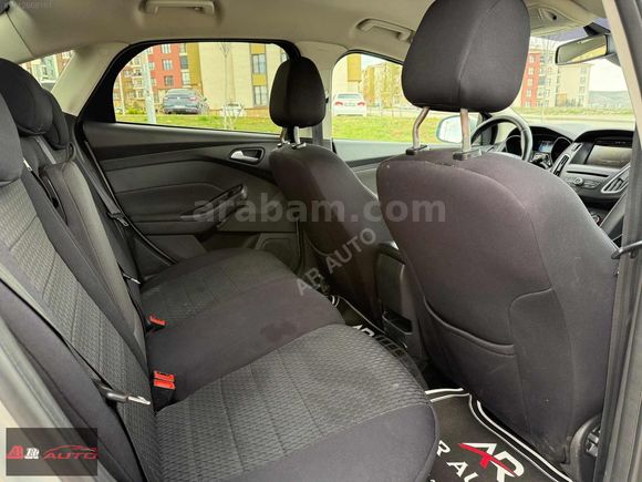 AR AUTODAN 2015 TITANIUM FOCUS DİZEL OTOMATİK HATASIZ 136KM