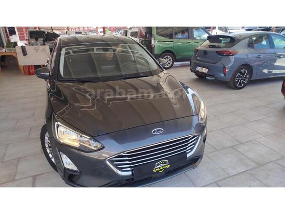 FOCUS 1.5 TİTANİUM HATASIZ Y.SERVİS BAKIMLI K.KARTINA 12 TAKSİT