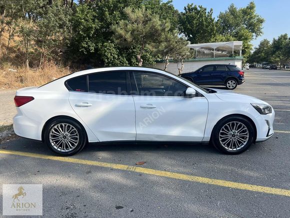 ARİON MOTORS'TAN 2020 FORD FOCUS TİTANYUM
