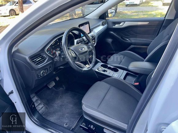 2021 FORD FOCUS 1.5 TDCİ TITANIUM HATASIZ