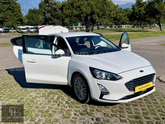 2021 FORD FOCUS 1.5 TDCİ TITANIUM HATASIZ