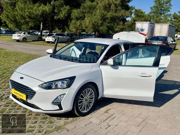 2021 FORD FOCUS 1.5 TDCİ TITANIUM HATASIZ