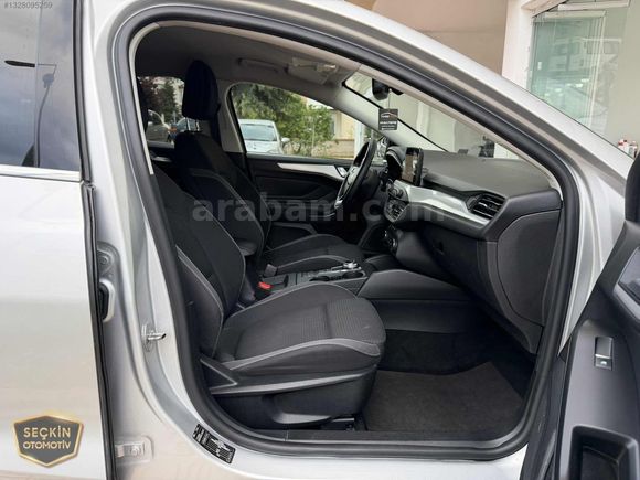 2020 FORD FOCUS 1.5 DİZEL OTOMATİK TİTANİUM 157.000 KM