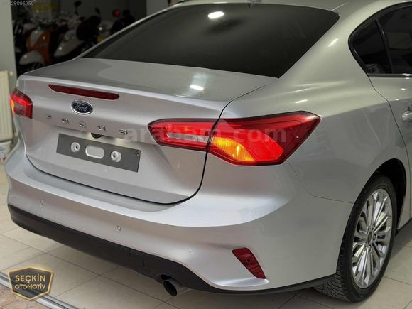 2020 FORD FOCUS 1.5 DİZEL OTOMATİK TİTANİUM 157.000 KM