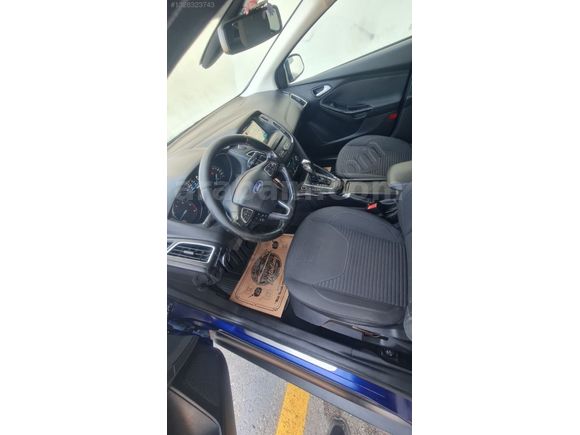 2017 model ford Focus 1.5 dCi otomatik vites sunrooflu düşük km