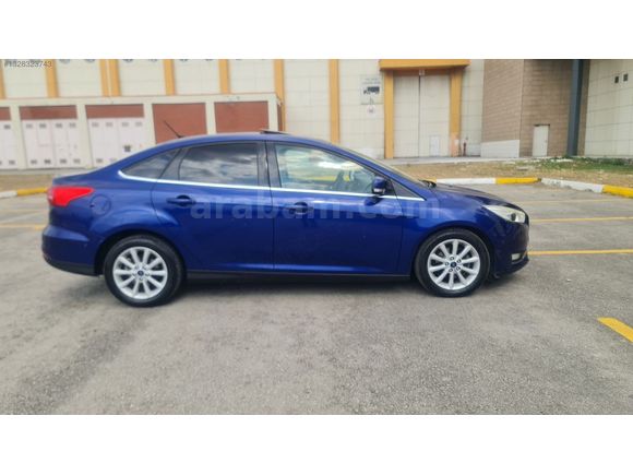 2017 model ford Focus 1.5 dCi otomatik vites sunrooflu düşük km