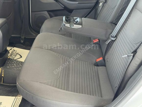 2016 Boyasız Sunrof+Sony+Navigasyon+Geri Görüş 105.000 Km'De