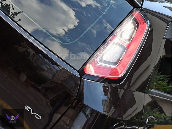 PARKGARAJ DAN PUNTO EVO