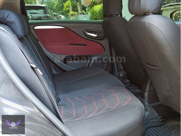 PARKGARAJ DAN PUNTO EVO