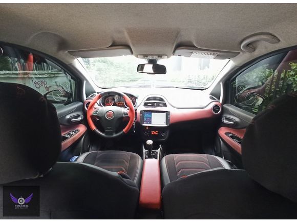 PARKGARAJ DAN PUNTO EVO