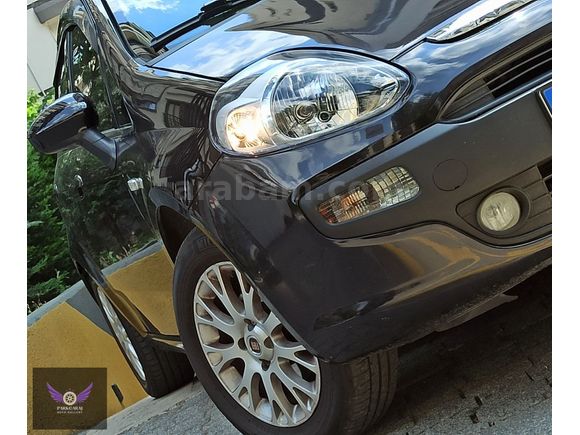 PARKGARAJ DAN PUNTO EVO