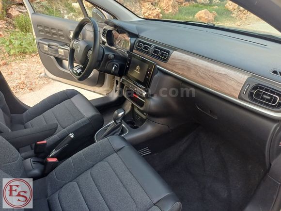 2024 MODEL OTOMATIK C3 SADECE 57 BIN KMDE