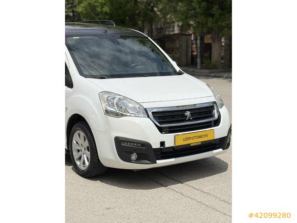 2017 PEUGEOT PARTNER TEPEE 1.6 HDI ZENITH ESP. HATASIZ.