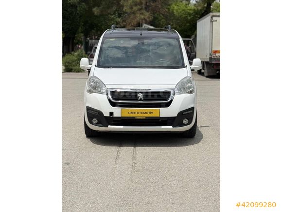 2017 PEUGEOT PARTNER TEPEE 1.6 HDI ZENITH ESP. HATASIZ.