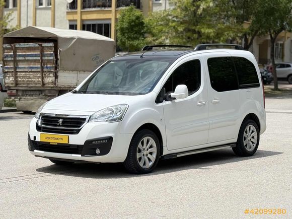2017 PEUGEOT PARTNER TEPEE 1.6 HDI ZENITH ESP. HATASIZ.