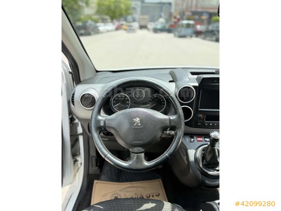 2017 PEUGEOT PARTNER TEPEE 1.6 HDI ZENITH ESP. HATASIZ.